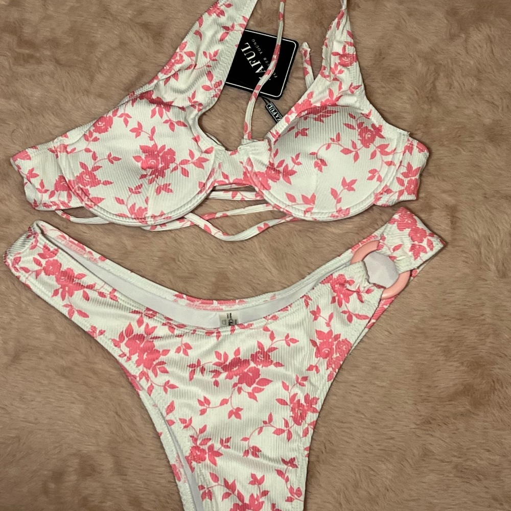 Zaful Pink and White Floral Bikini Set